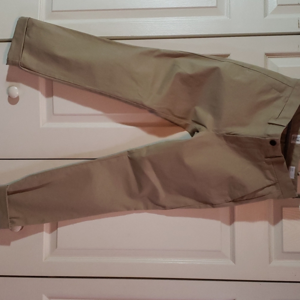 Gap chinos